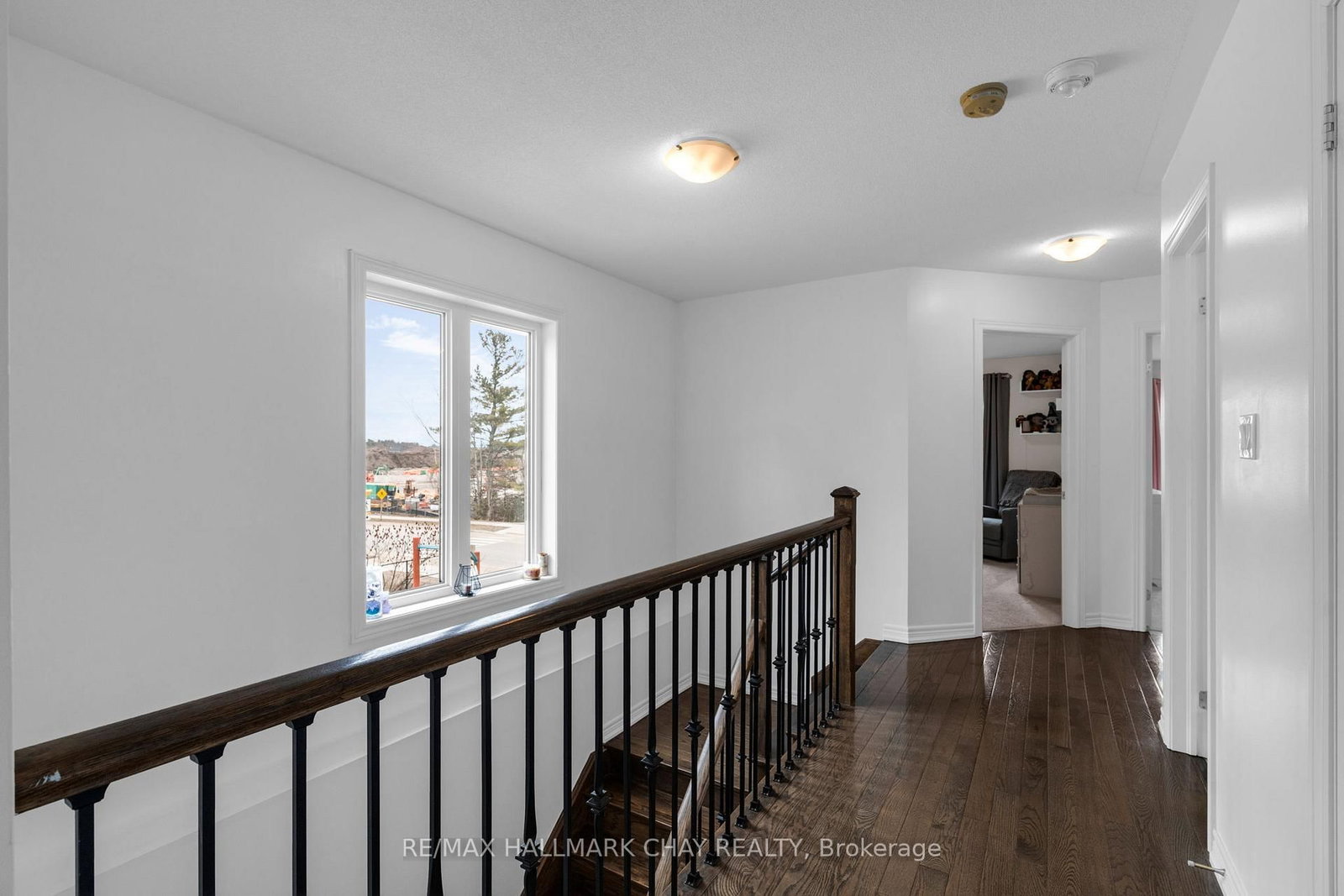 Townhouse for sale at 81 Greenwood Drive, Essa, Ontario, L3W 0N5 - Angus - MLS: N12923868