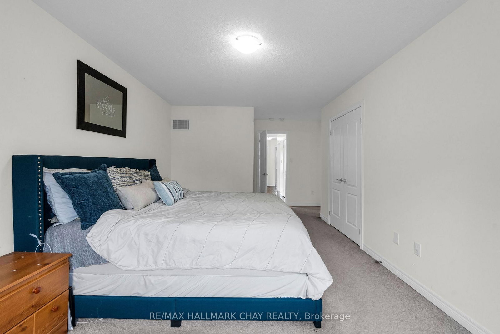 Townhouse for sale at 81 Greenwood Drive, Essa, Ontario, L3W 0N5 - Angus - MLS: N12923868