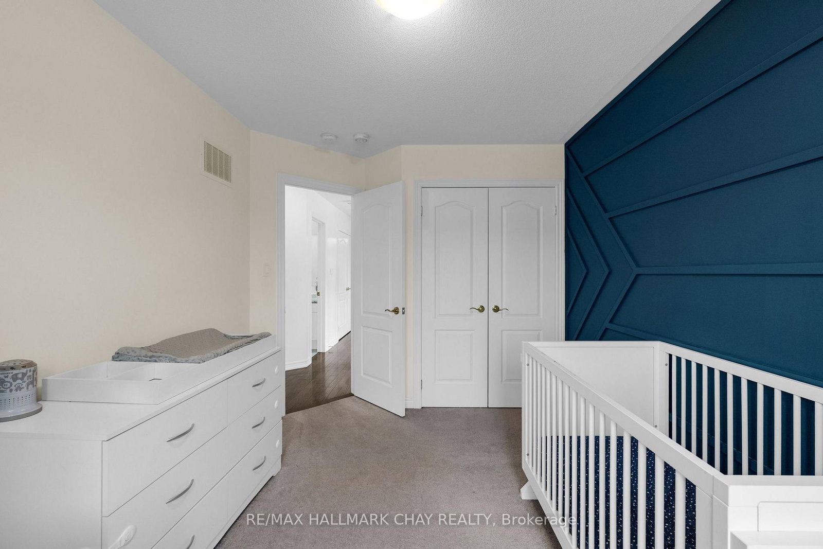 Townhouse for sale at 81 Greenwood Drive, Essa, Ontario, L3W 0N5 - Angus - MLS: N12923868