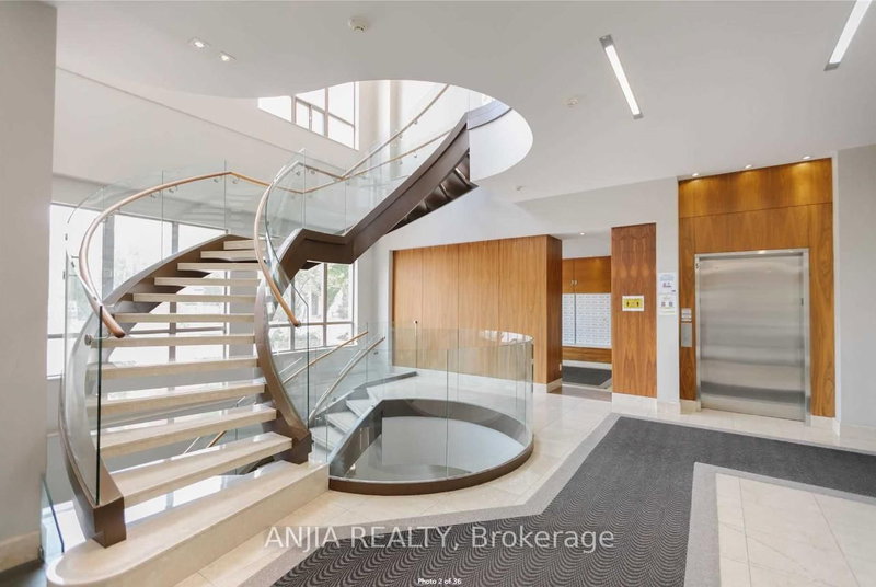 219A - 39 Galleria Pkwy, Markham, L3T 0A6 | Image 3