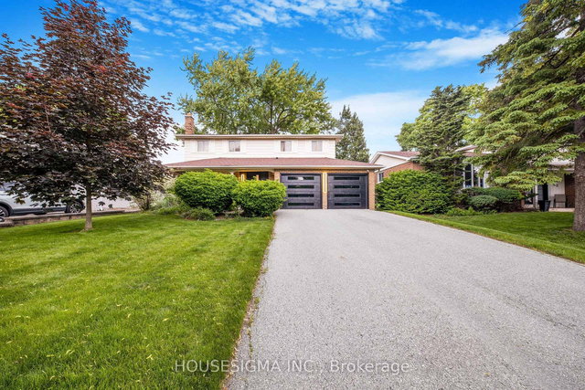 50 Royal Orchard Boulevard