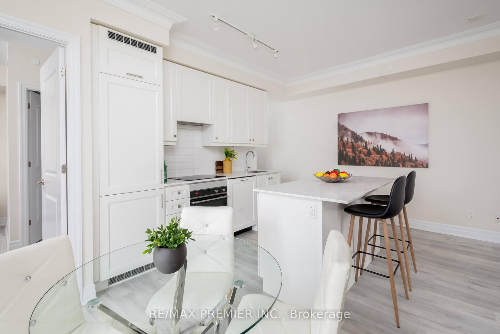 Condo for sale at 909-9085 Jane Street, Vaughan, Ontario, L4K 0L8 - Concord - MLS: N12924240