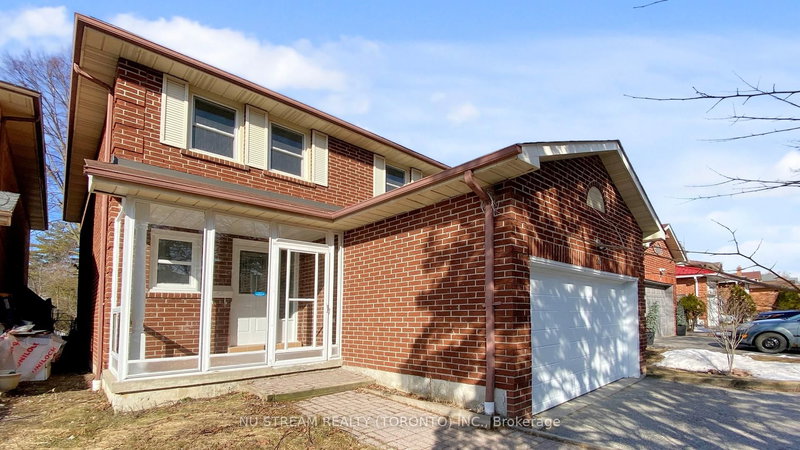 26 Trothen Circ, Markham, L3P 4H5 | Image 3