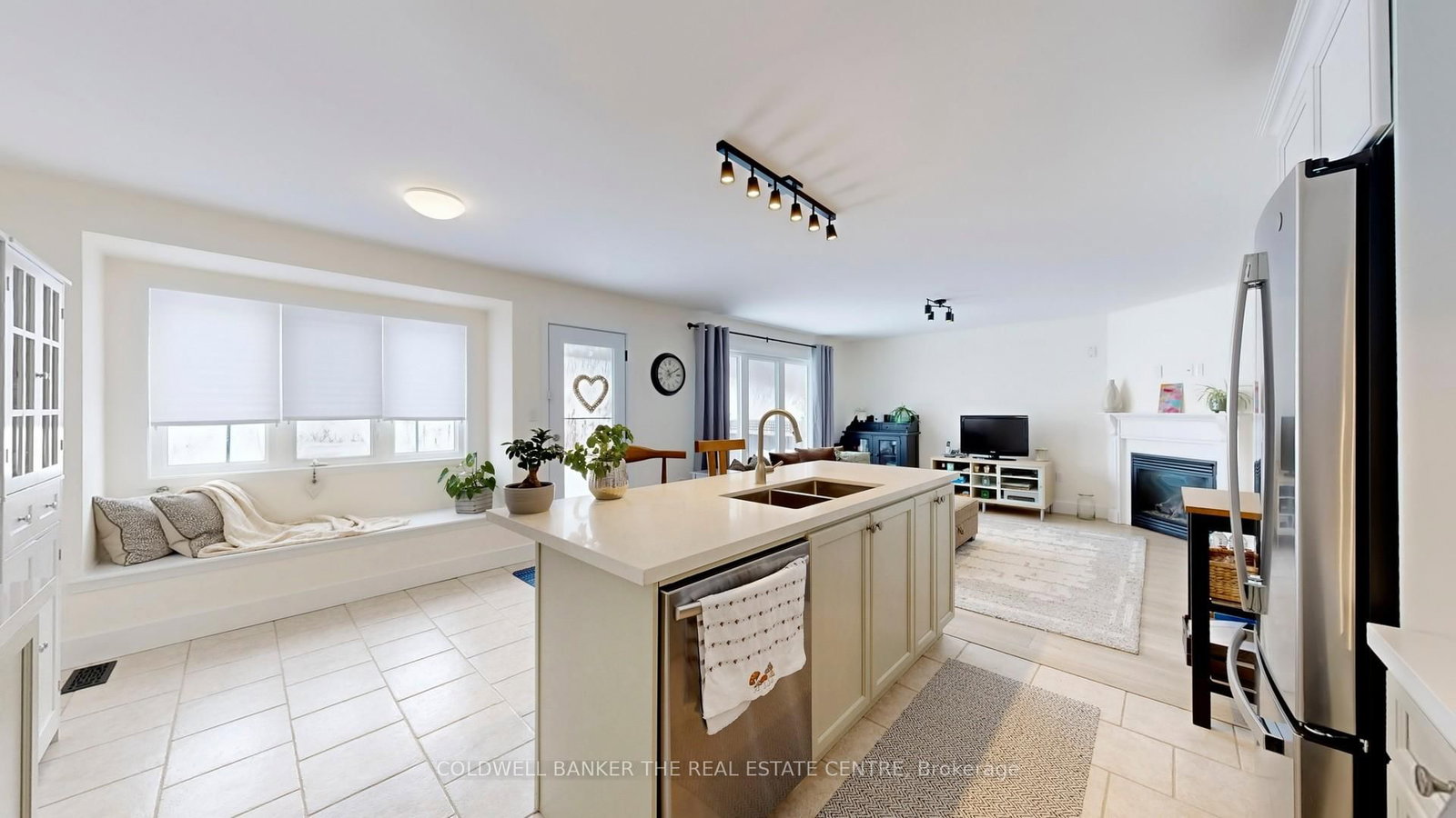 Detached House for sale at 40 Steele Street, New Tecumseth, Ontario, L9R 0E6 - Alliston - MLS: N12924530