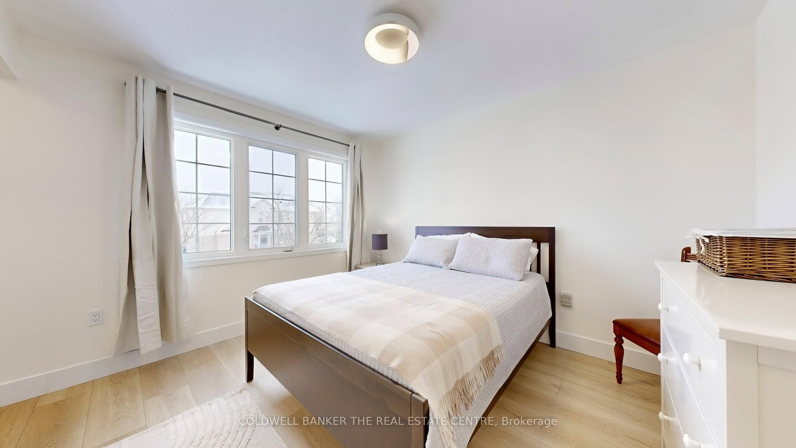 Detached House for sale at 40 Steele Street, New Tecumseth, Ontario, L9R 0E6 - Alliston - MLS: N12924530