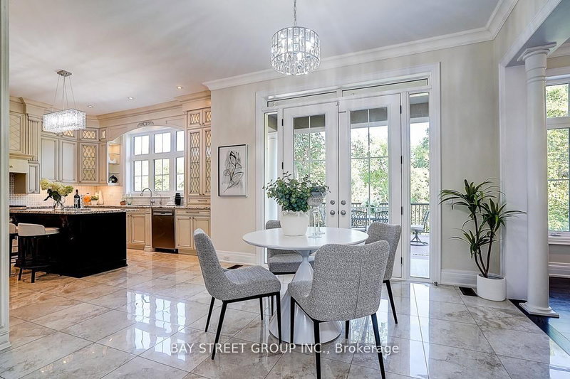 80 LADY JESSICA Dr, Vaughan, L6A 4T9 | Image 2