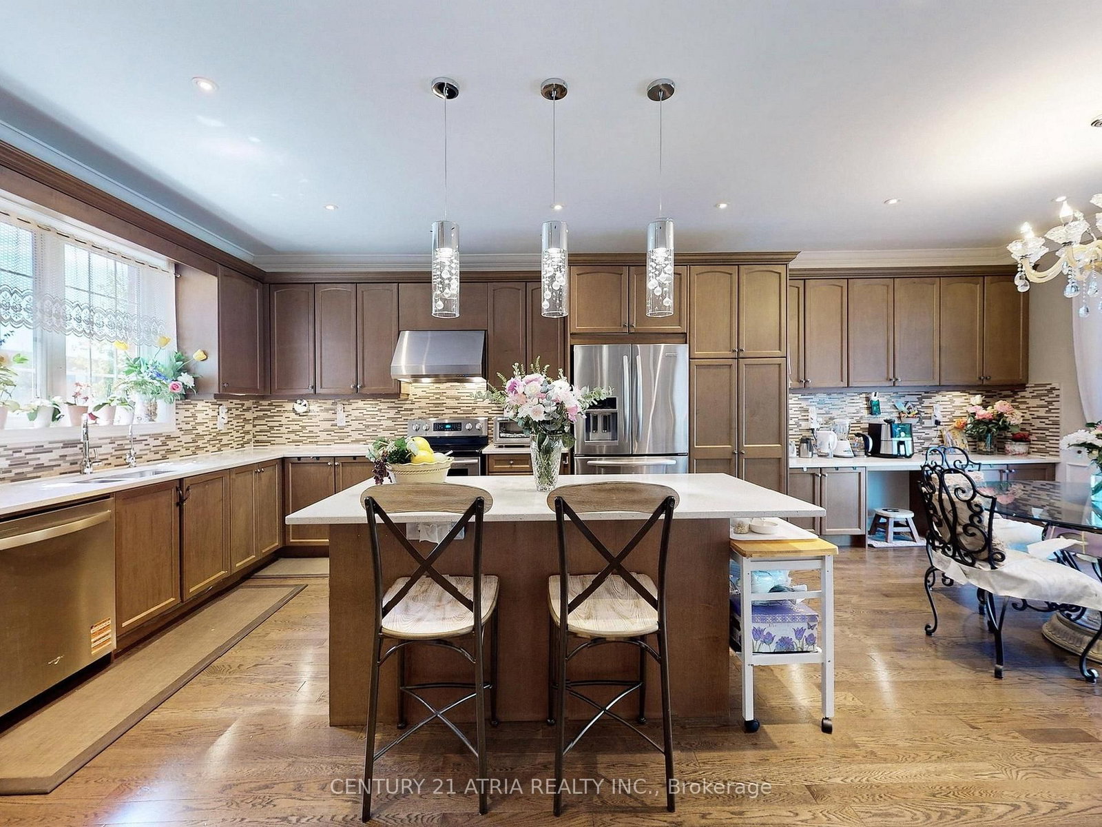 Detached House for sale at 2 Colonel George Mclaren Drive, Markham, Ontario, L6C 0L3 - Victoria Square - MLS: N12924900