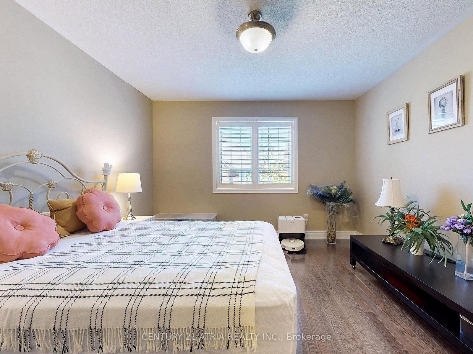 Detached House for sale at 2 Colonel George Mclaren Drive, Markham, Ontario, L6C 0L3 - Victoria Square - MLS: N12924900