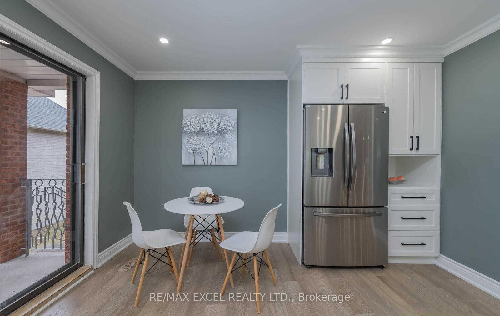 Detached House for sale at 20 Garden Avenue, Richmond Hill, Ontario, L4C 6L9 - South Richvale - MLS: N12924934