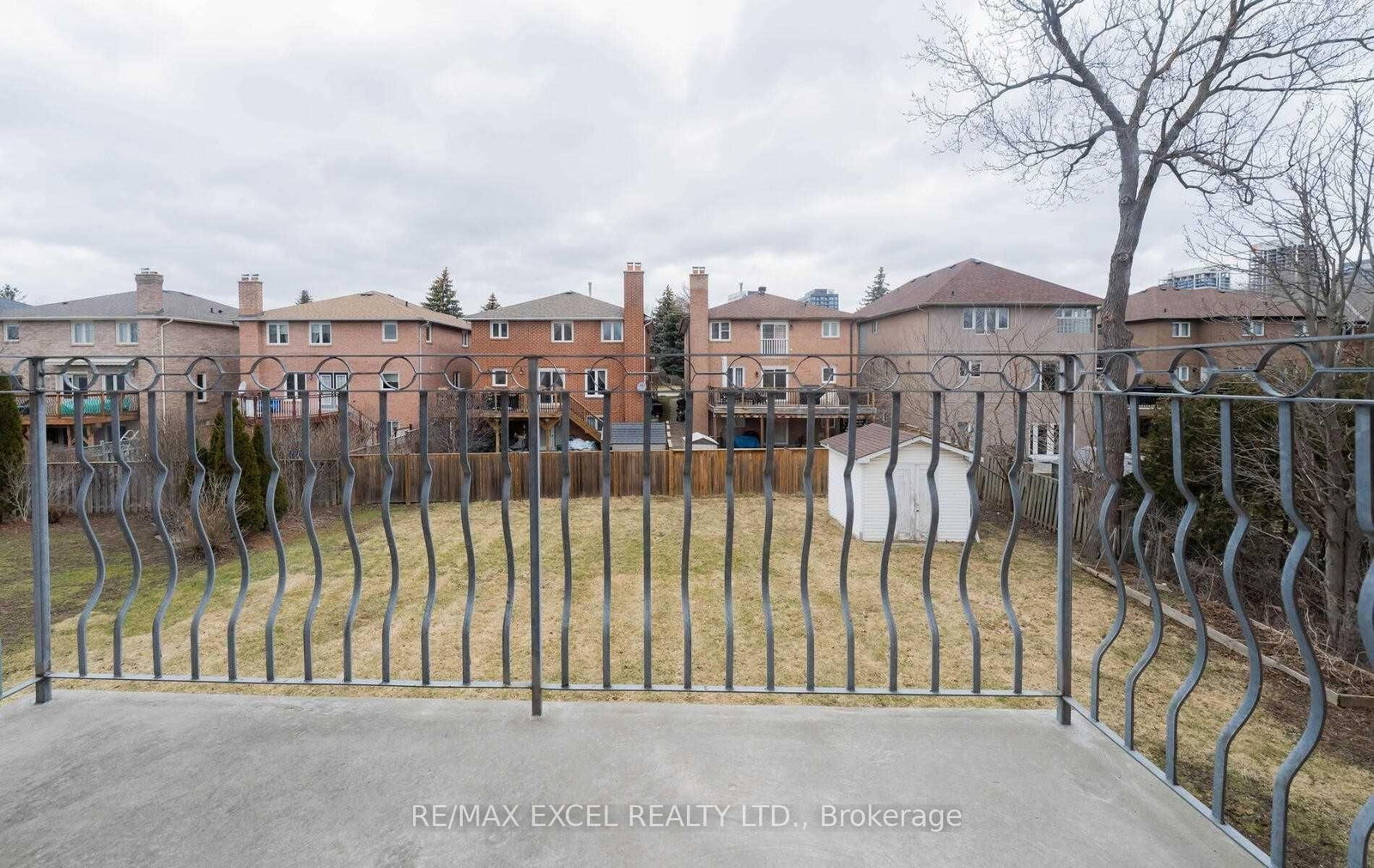 Detached House for sale at 20 Garden Avenue, Richmond Hill, Ontario, L4C 6L9 - South Richvale - MLS: N12924934