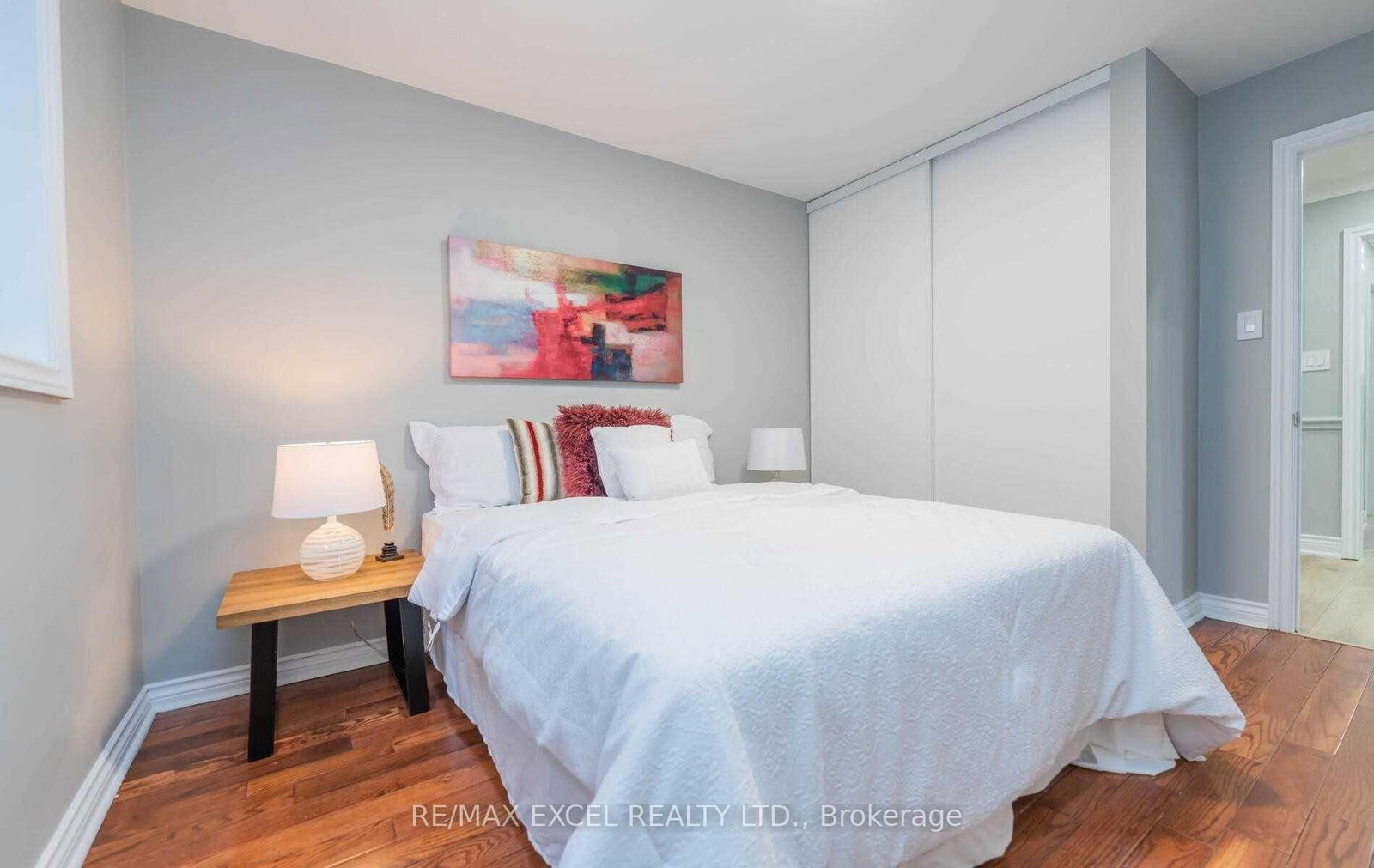 Detached House for sale at 20 Garden Avenue, Richmond Hill, Ontario, L4C 6L9 - South Richvale - MLS: N12924934