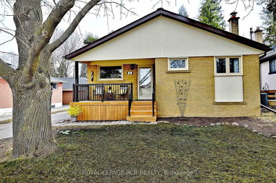 87 Richardson Dr | Aurora | Image