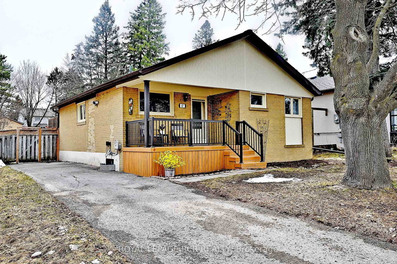 87 Richardson Dr, Aurora, L4G 1Z4 | Image 2