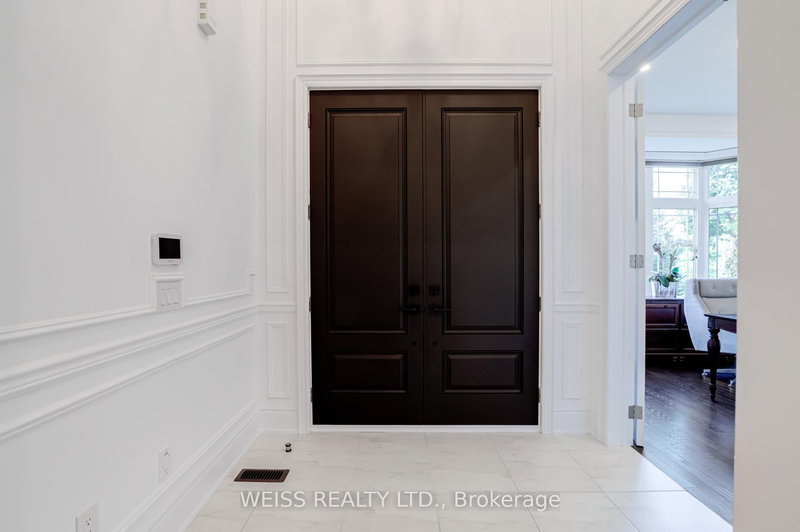 43 Chesney Cres, Vaughan, L4H 4A5 | Image 3