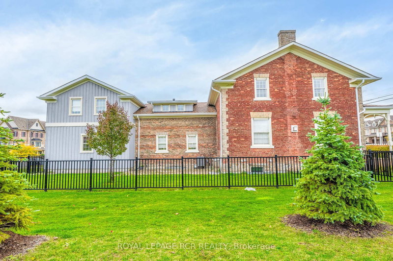 10961 Victoria Square Blvd, Markham, L6C 1J5 | Image 2