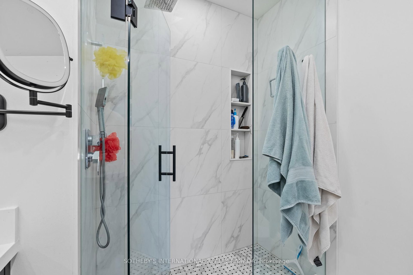 Detached House for sale at 388 Brownridge Drive, Vaughan, Ontario, L4J 5Y2 - Brownridge - MLS: N12926414