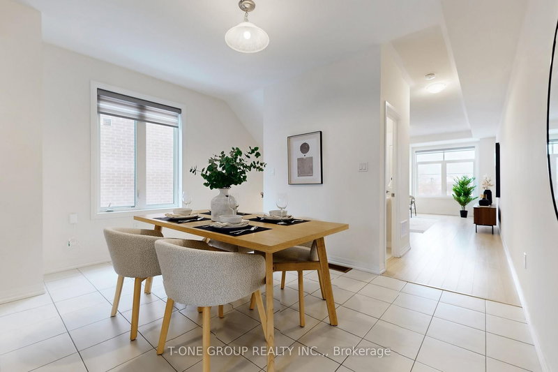 32 Stoeber Lane, Markham, L6B 0S1 | Image 2