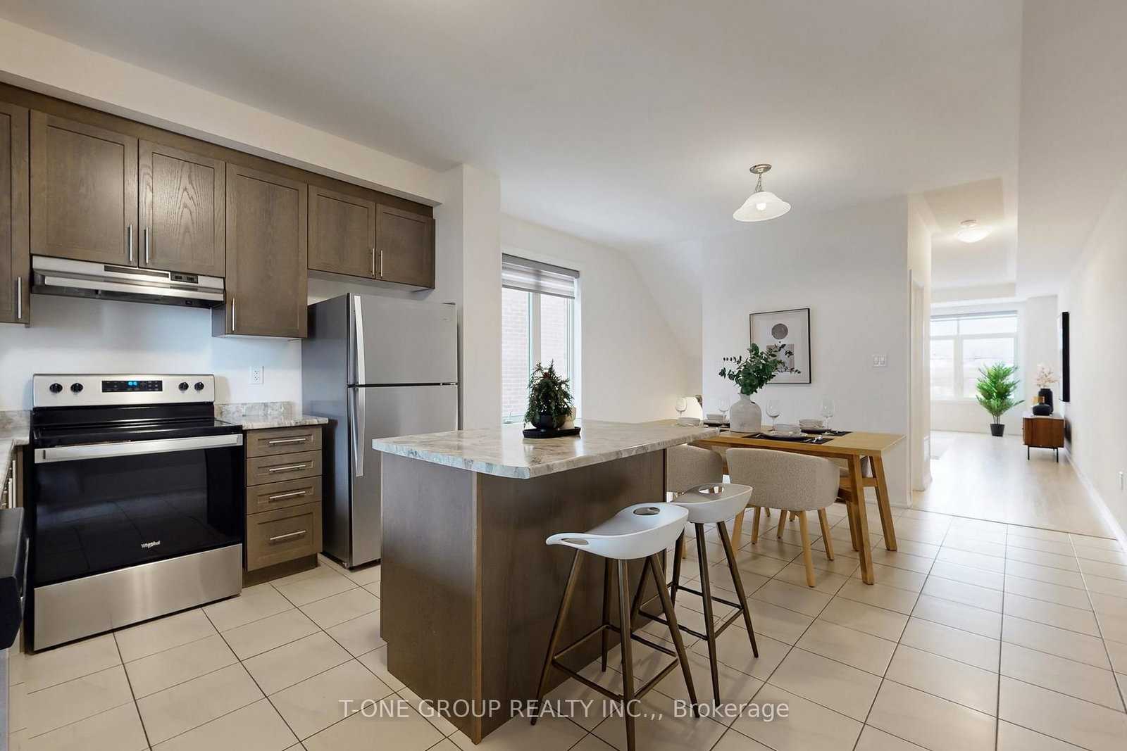 Townhouse for sale at 32 Stoeber Lane, Markham, Ontario, L6B 0S1 - Box Grove - MLS: N12926464