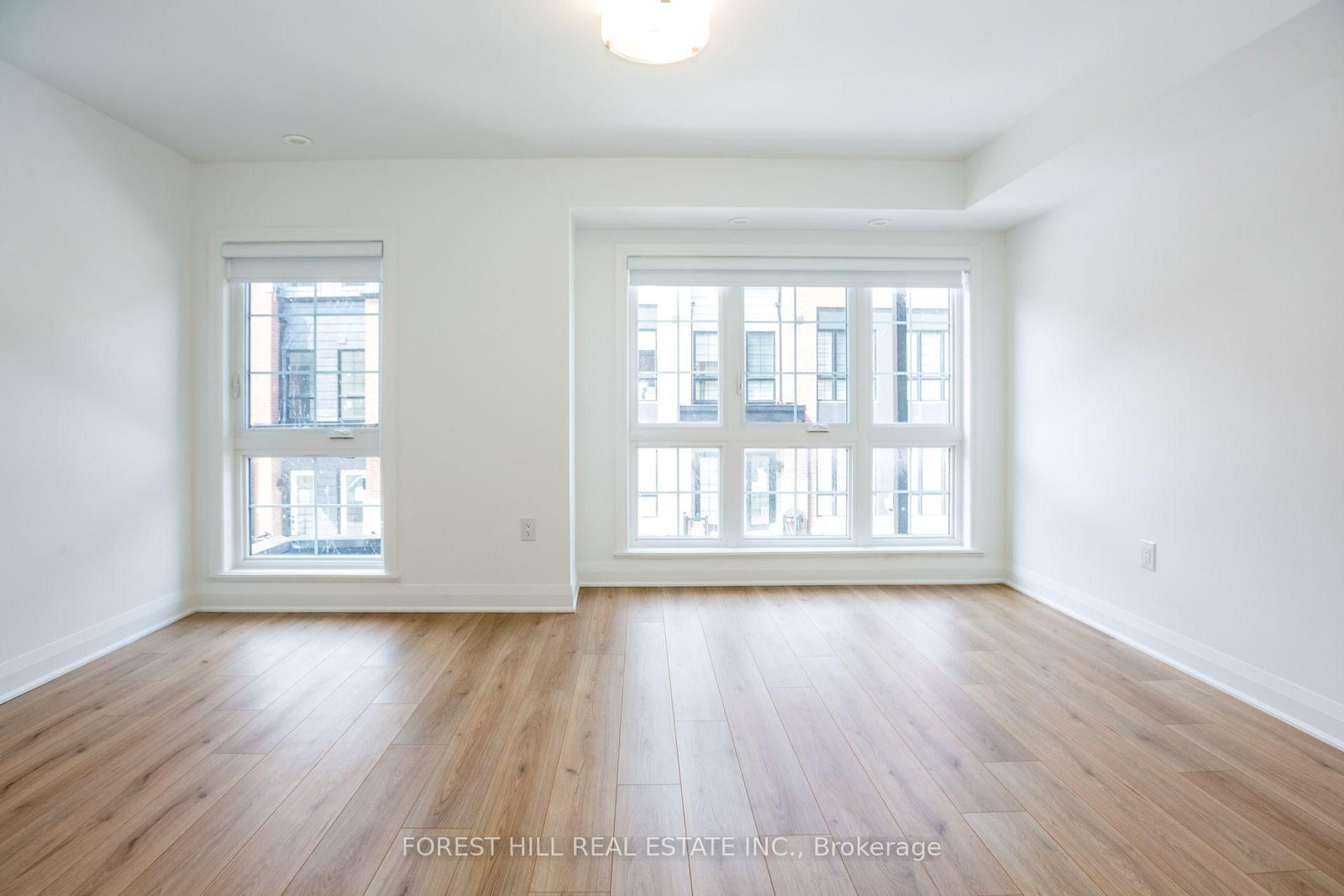 Townhouse for sale at 138 Alton Crescent, Vaughan, Ontario, L4J 0M1 - Uplands - MLS: N12926648