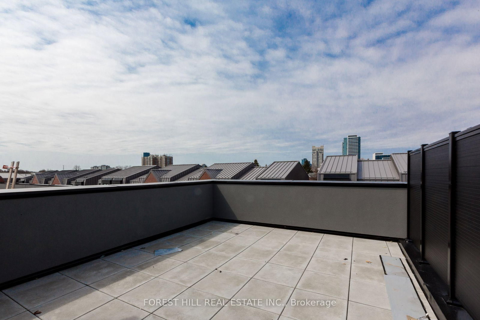 Townhouse for sale at 138 Alton Crescent, Vaughan, Ontario, L4J 0M1 - Uplands - MLS: N12926648