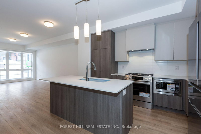 138 Alton Cres, Vaughan, L4J 0M1 | Image 3