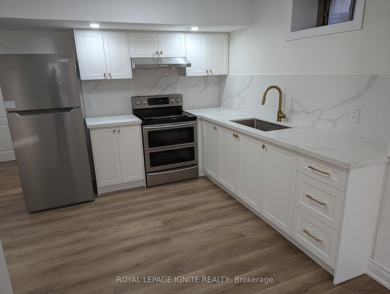 Bsmt - 137 Romanelli Cres, Bradford West Gwillimbury, L3Z 0X7 | Image 3