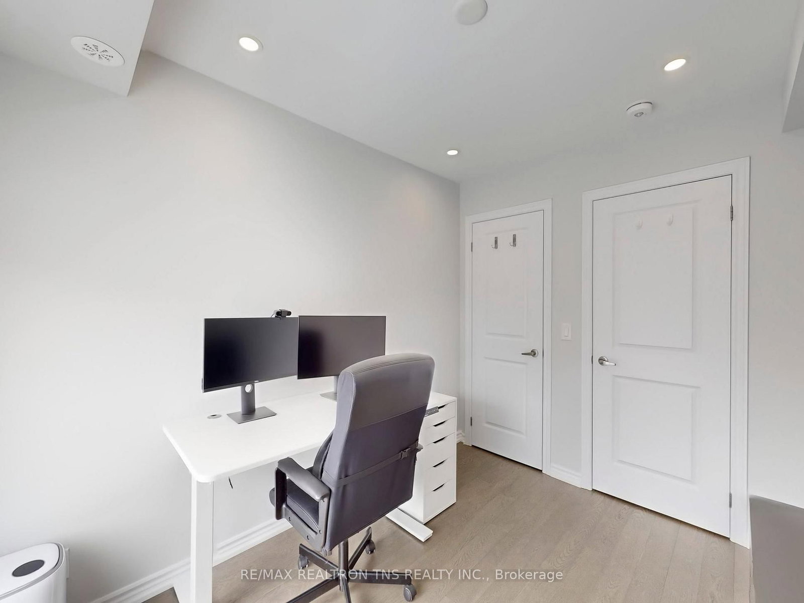 Townhouse for sale at 16 Herman Gilroy Lane, Markham, Ontario, L6C 3L7 - Angus Glen - MLS: N12927048