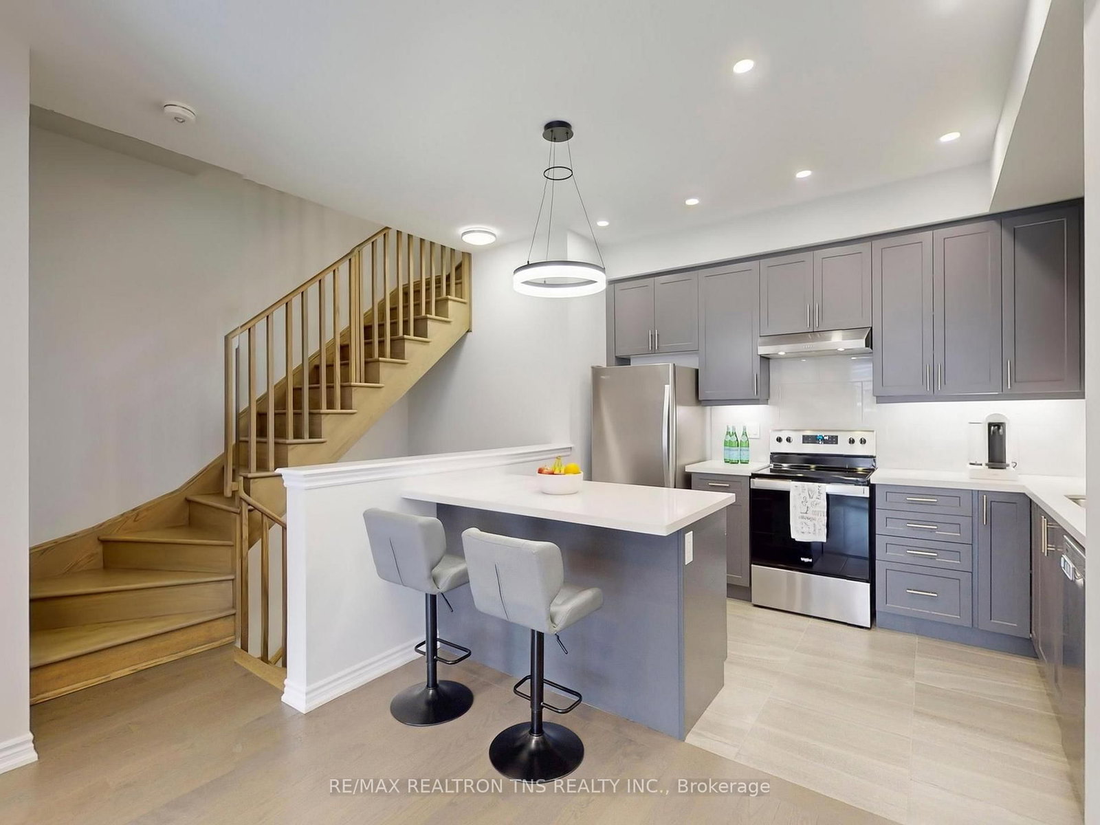 Townhouse for sale at 16 Herman Gilroy Lane, Markham, Ontario, L6C 3L7 - Angus Glen - MLS: N12927048