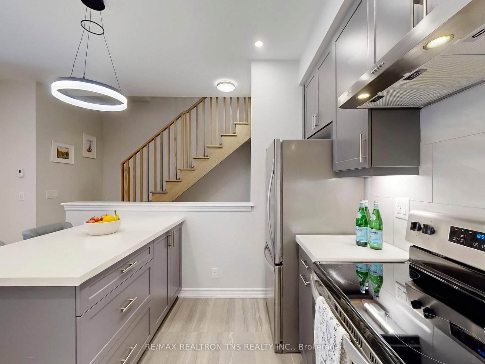 Townhouse for sale at 16 Herman Gilroy Lane, Markham, Ontario, L6C 3L7 - Angus Glen - MLS: N12927048