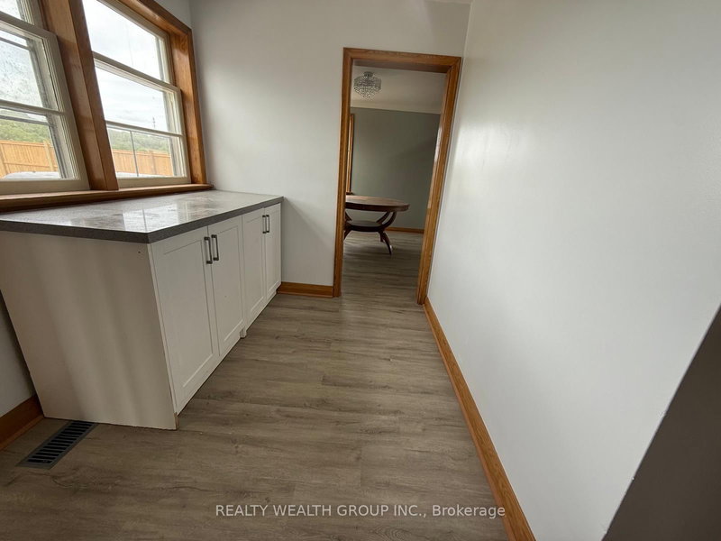 12190 Warden Ave, Whitchurch-Stouffville, L4A 2K1 | Image 3