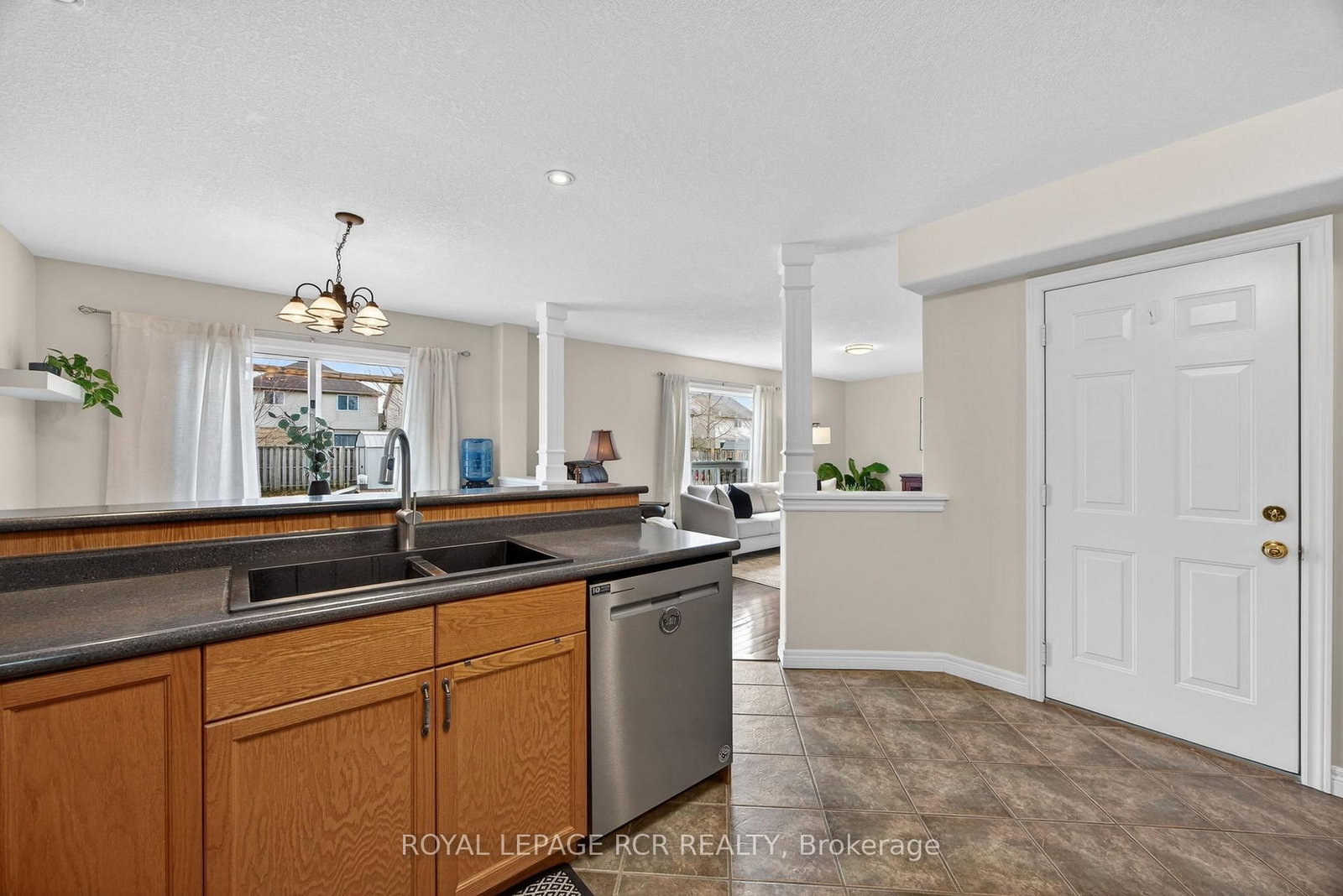 Detached House for sale at 105 Shephard Avenue, New Tecumseth, Ontario, L9R 2G4 - Alliston - MLS: N12927350