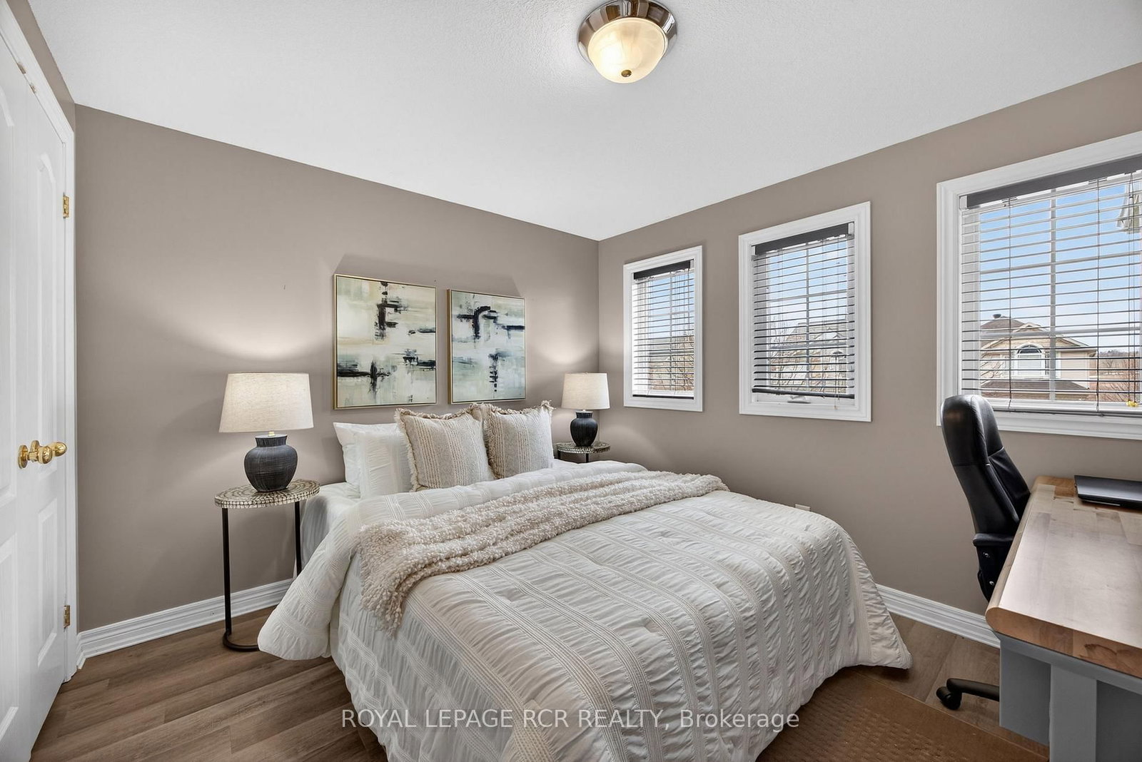 Detached House for sale at 105 Shephard Avenue, New Tecumseth, Ontario, L9R 2G4 - Alliston - MLS: N12927350