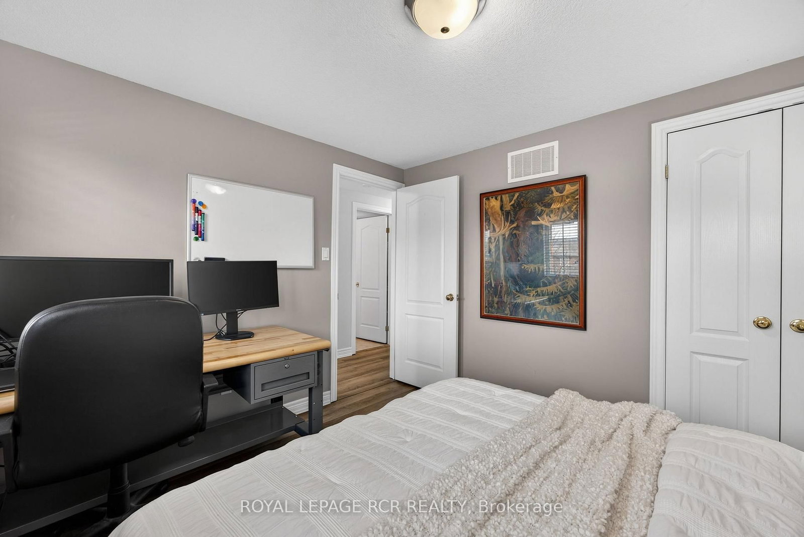 Detached House for sale at 105 Shephard Avenue, New Tecumseth, Ontario, L9R 2G4 - Alliston - MLS: N12927350