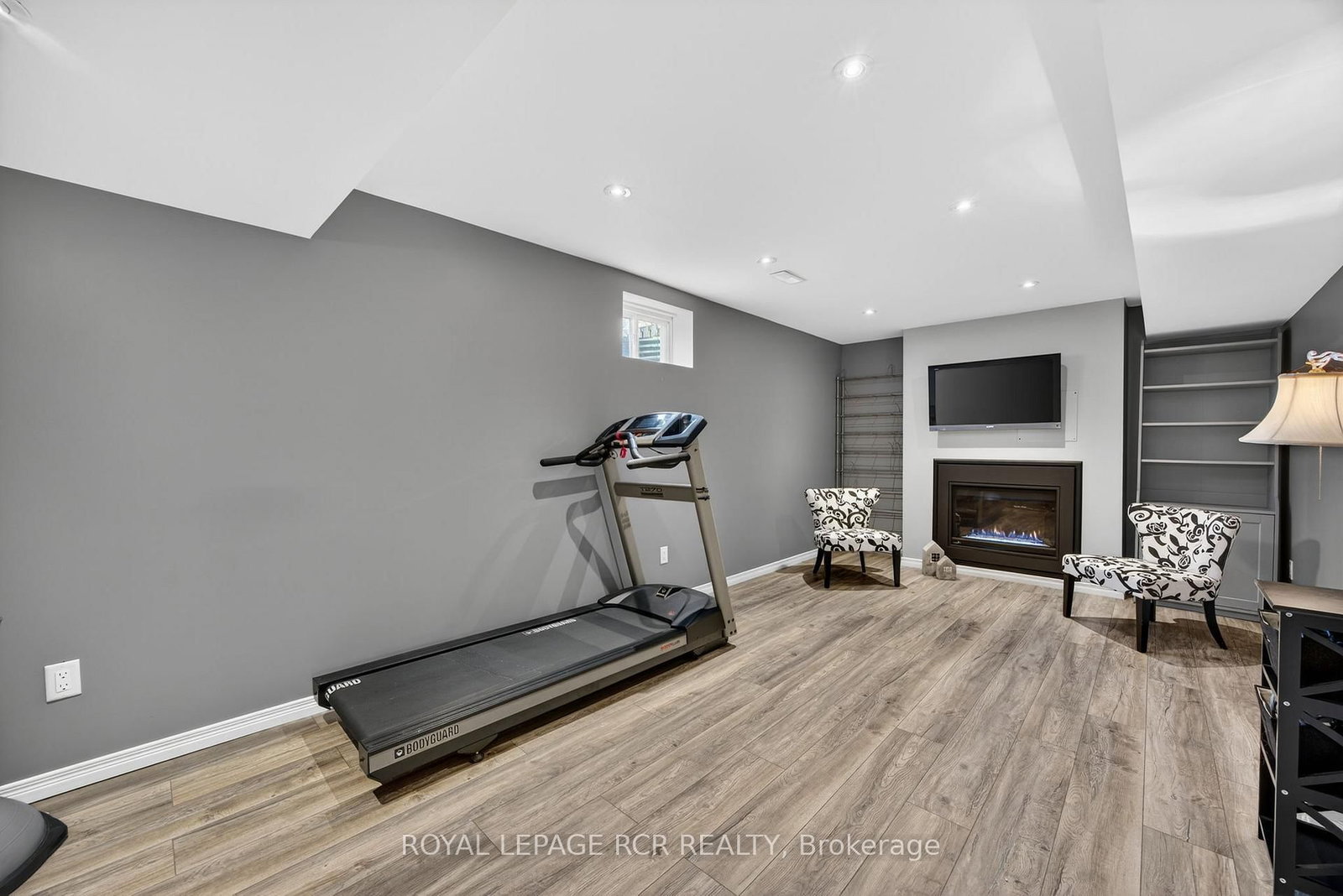 Detached House for sale at 105 Shephard Avenue, New Tecumseth, Ontario, L9R 2G4 - Alliston - MLS: N12927350