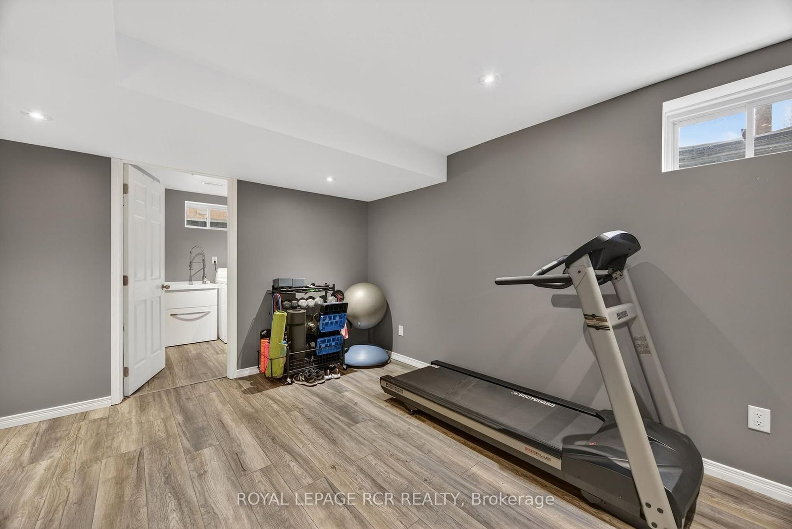 Detached House for sale at 105 Shephard Avenue, New Tecumseth, Ontario, L9R 2G4 - Alliston - MLS: N12927350