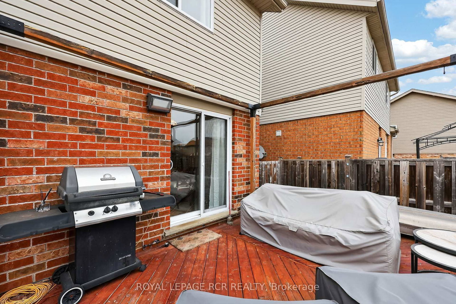 Detached House for sale at 105 Shephard Avenue, New Tecumseth, Ontario, L9R 2G4 - Alliston - MLS: N12927350