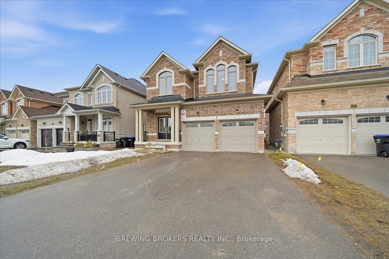 977 Larter St, Innisfil, L9S 0J9 | Image 2