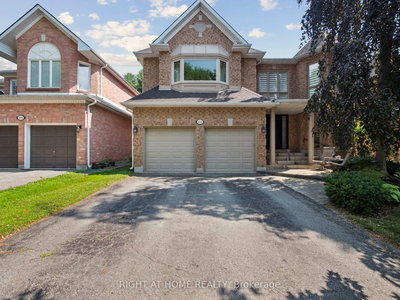 100 Carlyle Cres | Aurora | Image