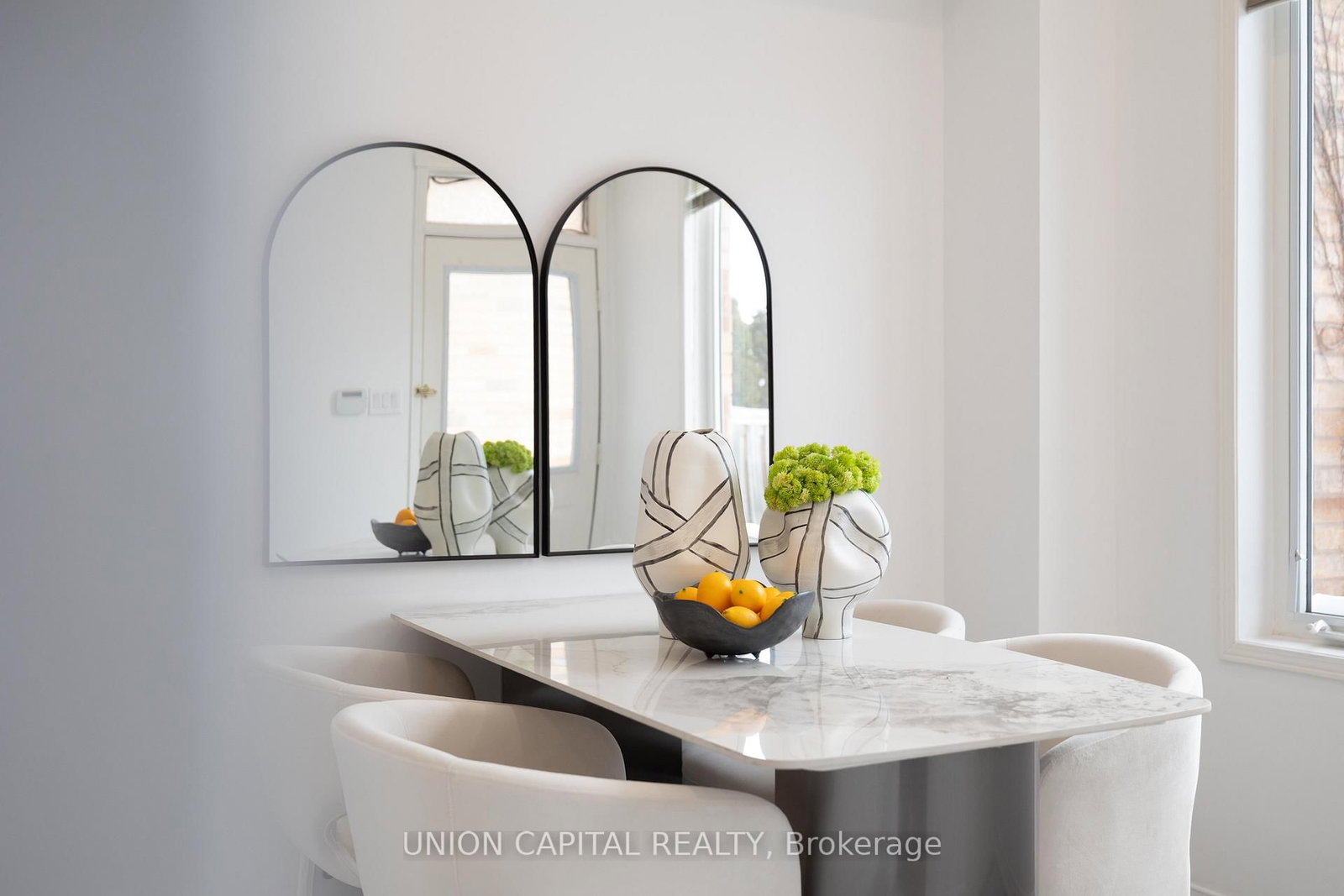 Townhouse for sale at 29 Queen's Plate Drive, Markham, Ontario, L6C 2A9 - Angus Glen - MLS: N12927968