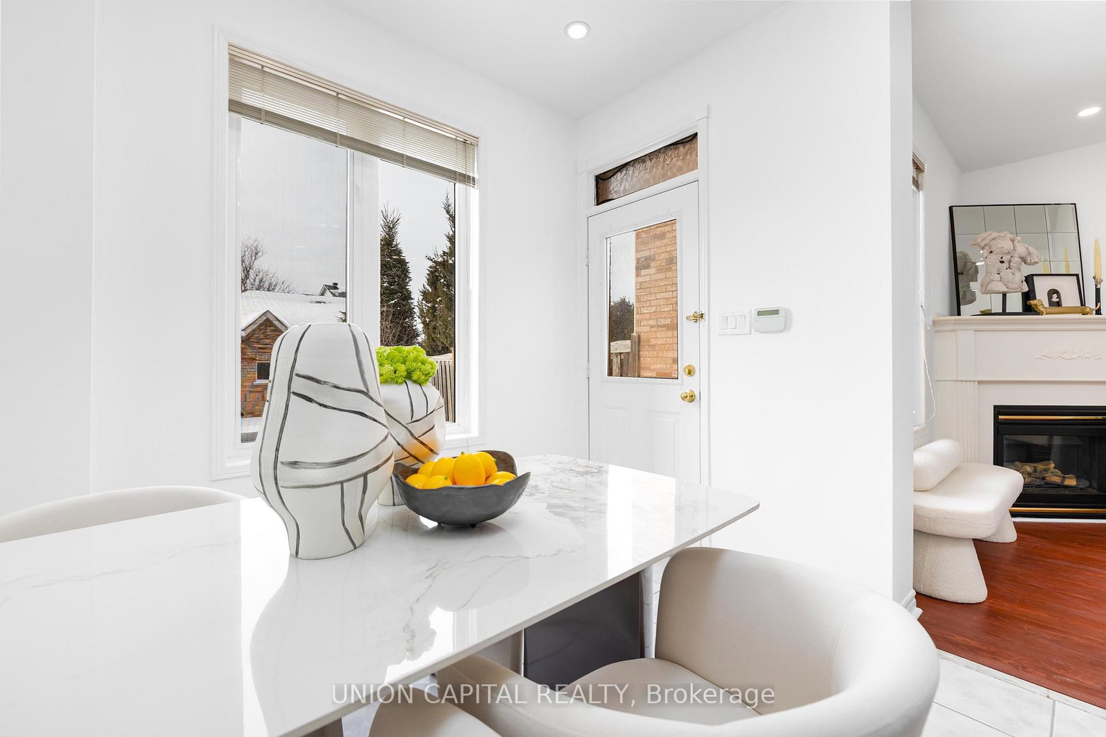 Townhouse for sale at 29 Queen's Plate Drive, Markham, Ontario, L6C 2A9 - Angus Glen - MLS: N12927968