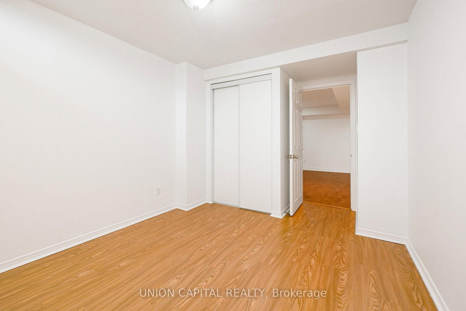 Townhouse for sale at 29 Queen's Plate Drive, Markham, Ontario, L6C 2A9 - Angus Glen - MLS: N12927968