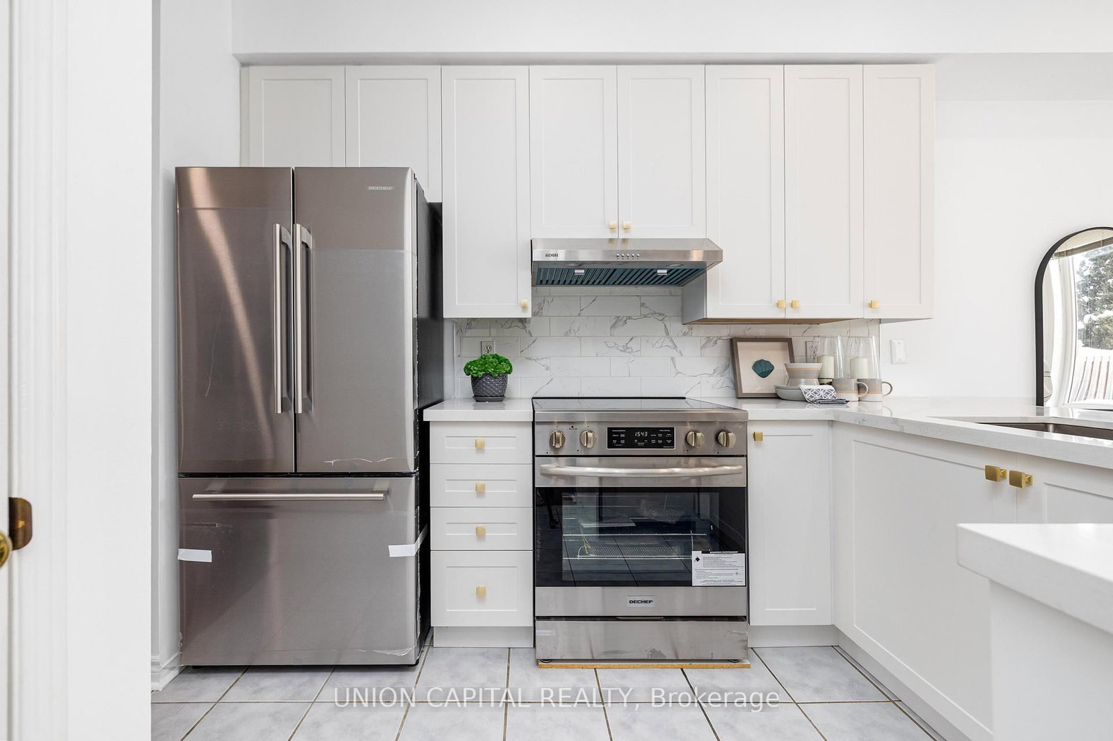 Townhouse for sale at 29 Queen's Plate Drive, Markham, Ontario, L6C 2A9 - Angus Glen - MLS: N12927968