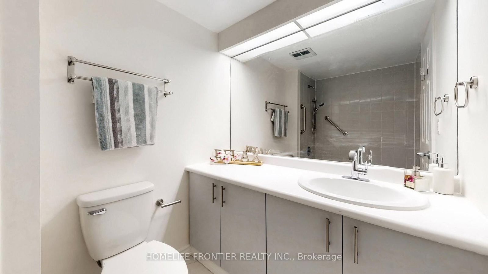 Condo for sale at 306-9 Chalmers Road, Richmond Hill, Ontario, L4B 3N3 - Doncrest - MLS: N12928752