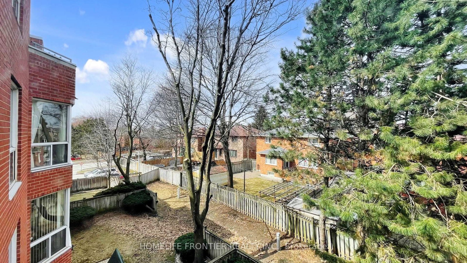 Condo for sale at 306-9 Chalmers Road, Richmond Hill, Ontario, L4B 3N3 - Doncrest - MLS: N12928752