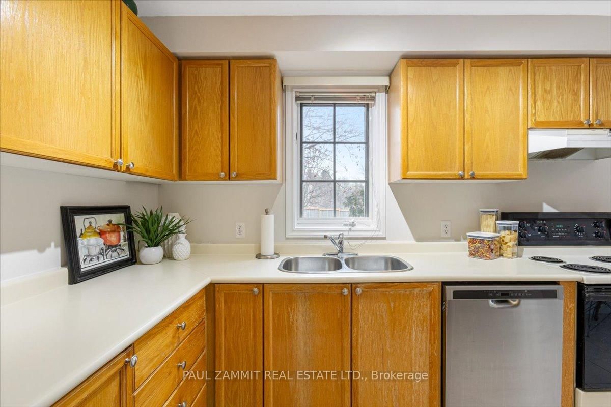 Townhouse for sale at 1 Wetherby Circle, Markham, Ontario, L3T 7R8 - German Mills - MLS: N12929038