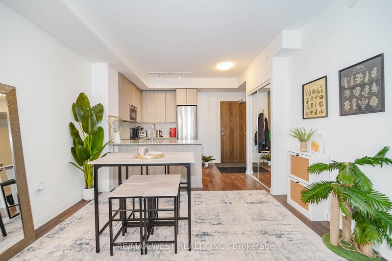 229 - 99 Eagle Rock Way, Vaughan, L6A 5A7 | Image 3