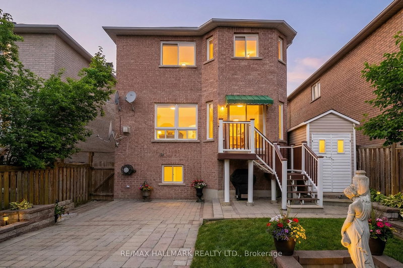 17 Durango Dr, Richmond Hill, L4S 2W5 | Image 3