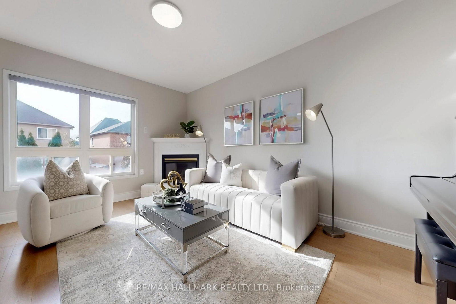 Listing Image 7
