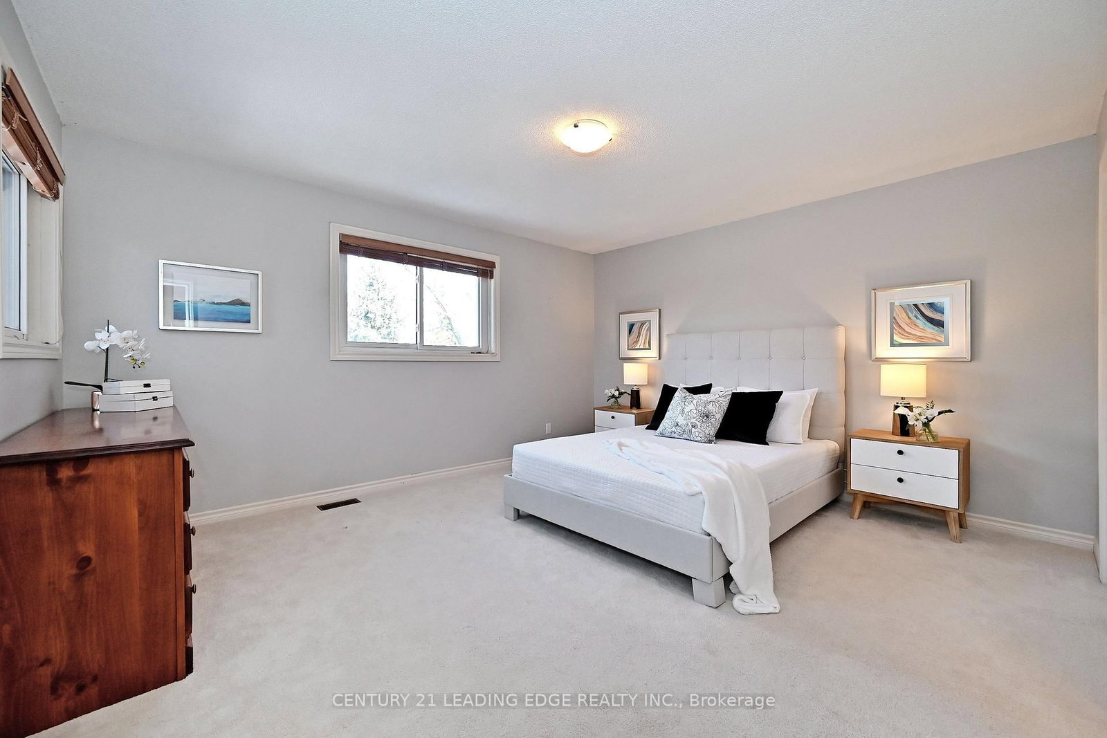 Detached House for sale at 34 Pandora Court, Richmond Hill, Ontario, L4S 1J4 - Devonsleigh - MLS: N12929488