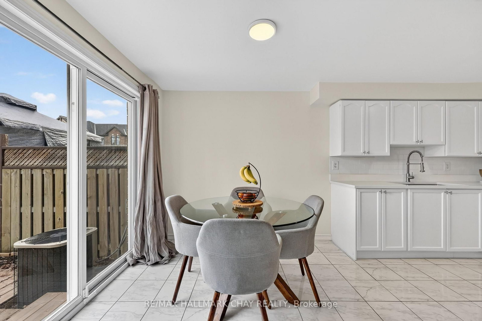 Townhouse for sale at 2057 Osbond Road, Innisfil, Ontario, L9S 0B6 - Alcona - MLS: N12929596